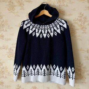 LOFT navy blue and white Nordic fair isle snowflake knit hooded sweater